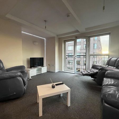 City View Spacious 2 Bed Apartment 2 Bathrooms 맨체스터 외부 사진