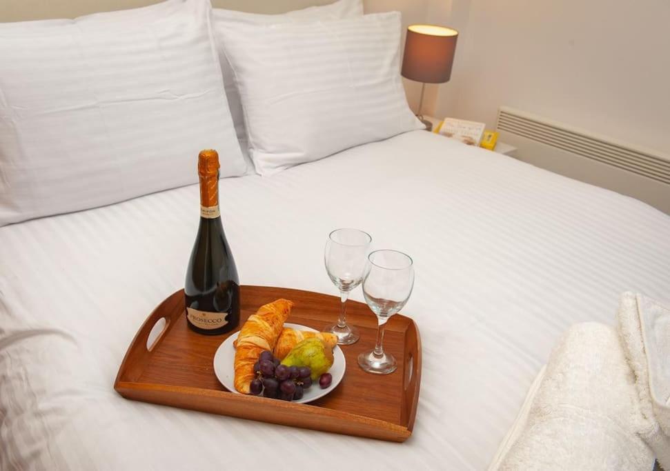 City View Spacious 2 Bed Apartment 2 Bathrooms 맨체스터 외부 사진