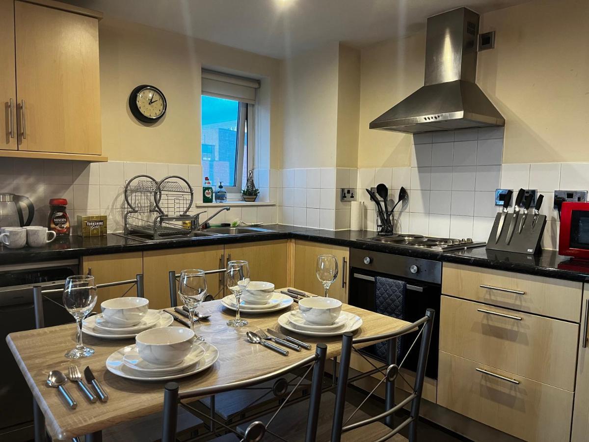 City View Spacious 2 Bed Apartment 2 Bathrooms 맨체스터 외부 사진