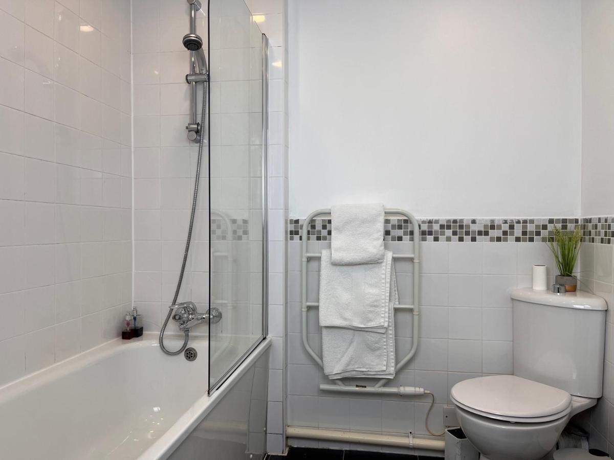 City View Spacious 2 Bed Apartment 2 Bathrooms 맨체스터 외부 사진